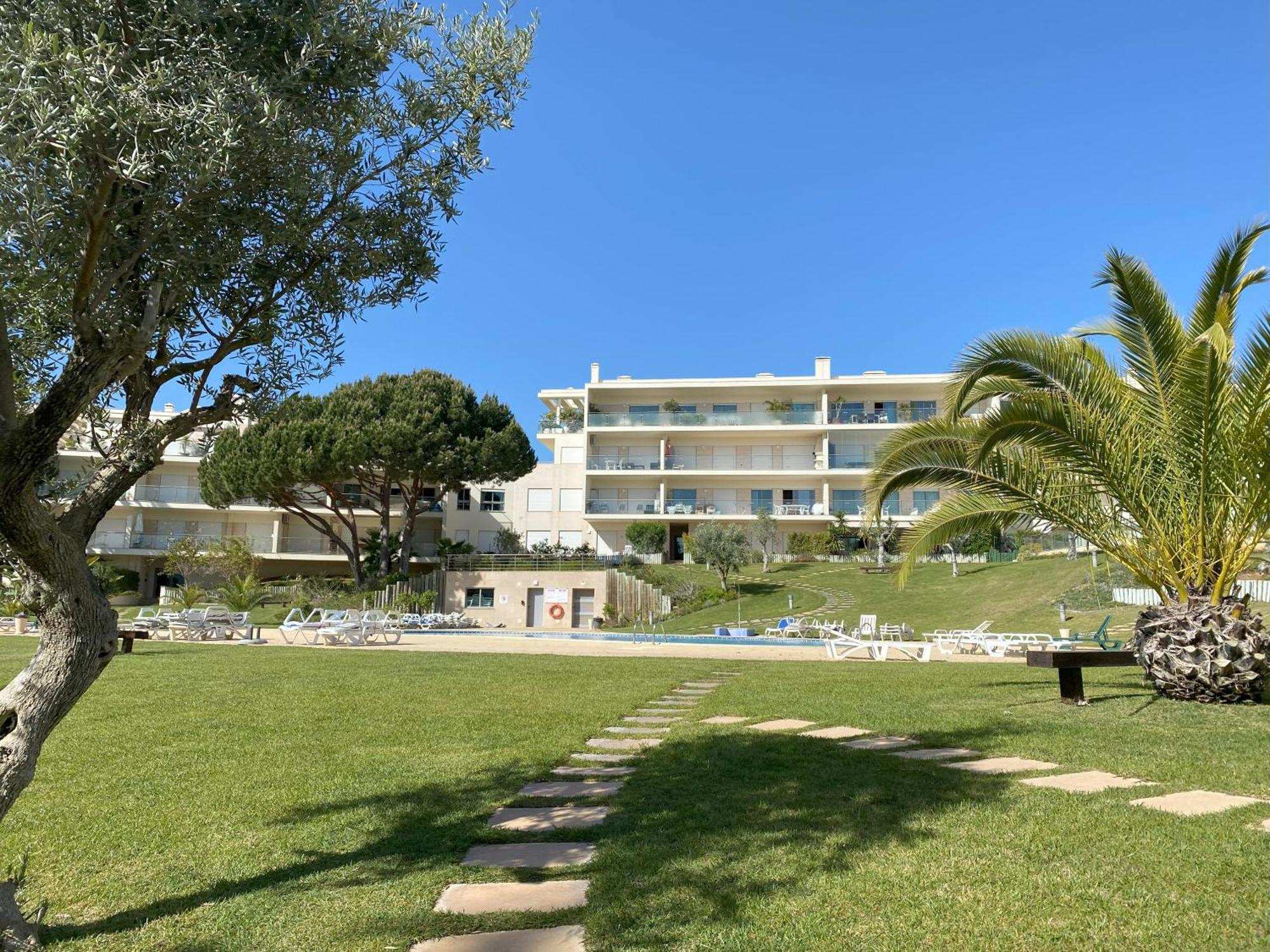 Charmant Appartement A 1Km De La Plage, Avec Piscine A Albufeira Exterior foto