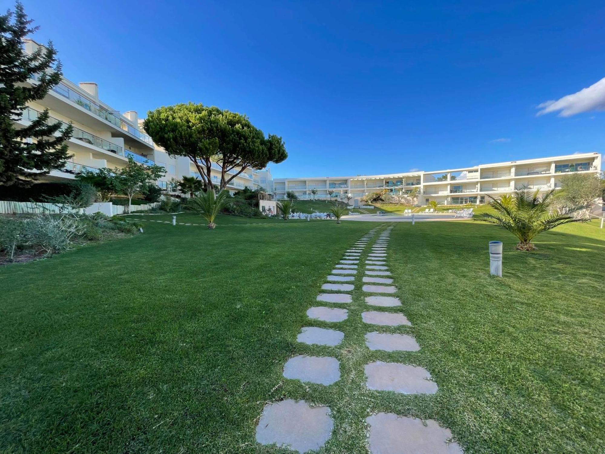 Charmant Appartement A 1Km De La Plage, Avec Piscine A Albufeira Exterior foto